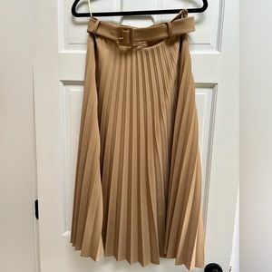 Zara pleated midi skirt, size medium